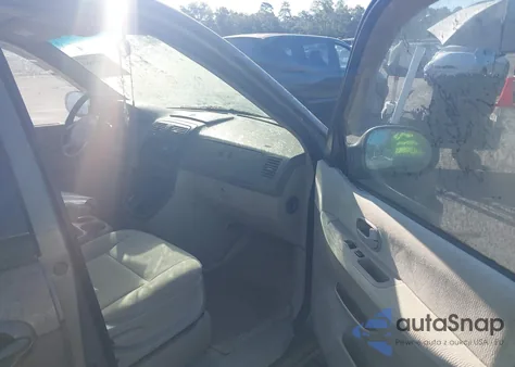 2005 Kia Sedona Ex/Lx z USA, uszkodzony, nr VIN KNDUP132956689010